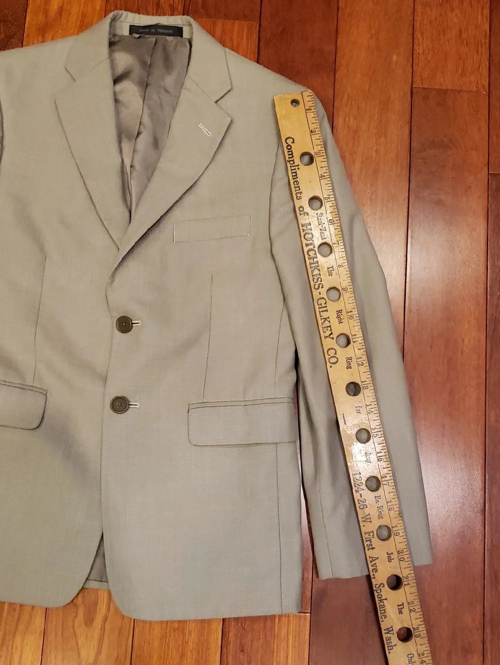 Daniel Hechter Boy's Suit Set. Jacket 12 Regular. Slacks 12 Regular